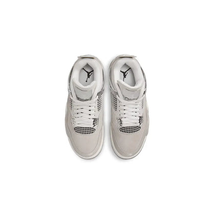 Jordan 4 Retro Frozen Moments